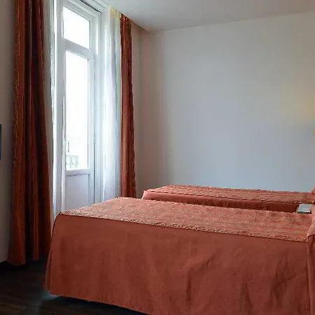 De Francia Y Paris 3* Cadiz