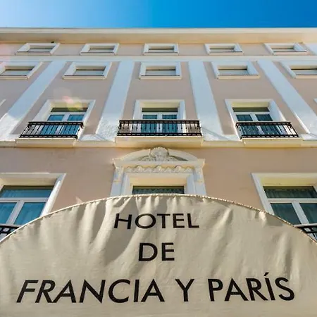 De Francia Y Paris فندق 3*