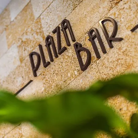 弗朗西亚巴黎酒店 3*