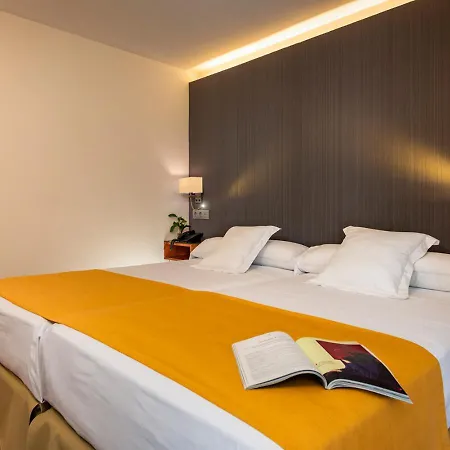 弗朗西亚巴黎酒店 3* 加的斯