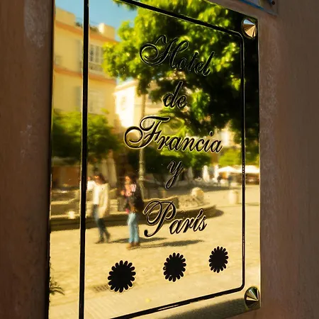 弗朗西亚巴黎酒店