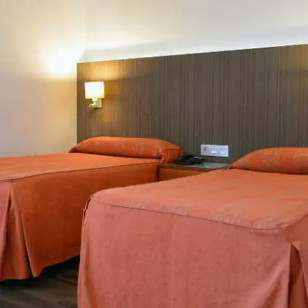De Francia Y Paris Hotel 3*