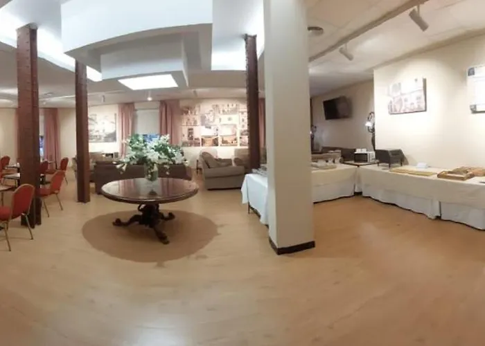 De Francia Y Paris Otel Cadiz