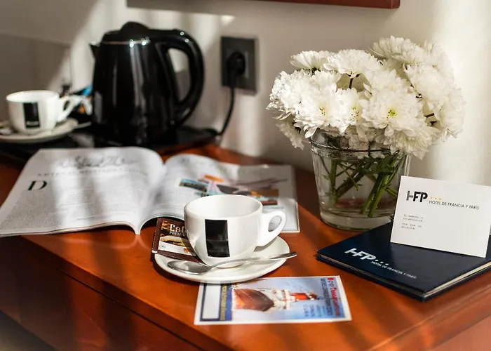 De Francia Y Paris Cadiz