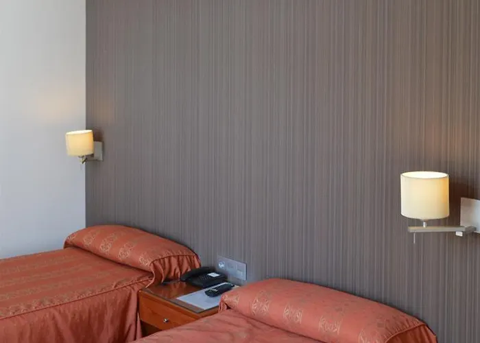 De Francia Y Paris Kadyks