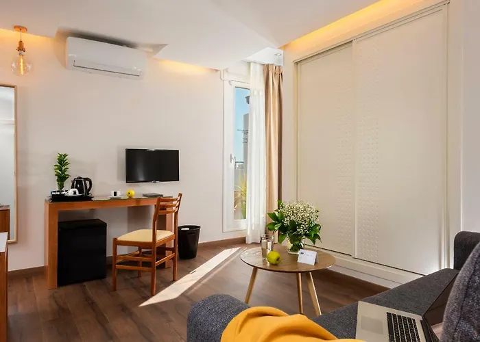 Otel De Francia Y Paris 3*