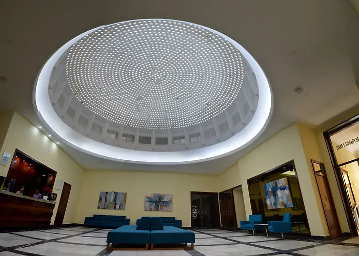 Otel De Francia Y Paris